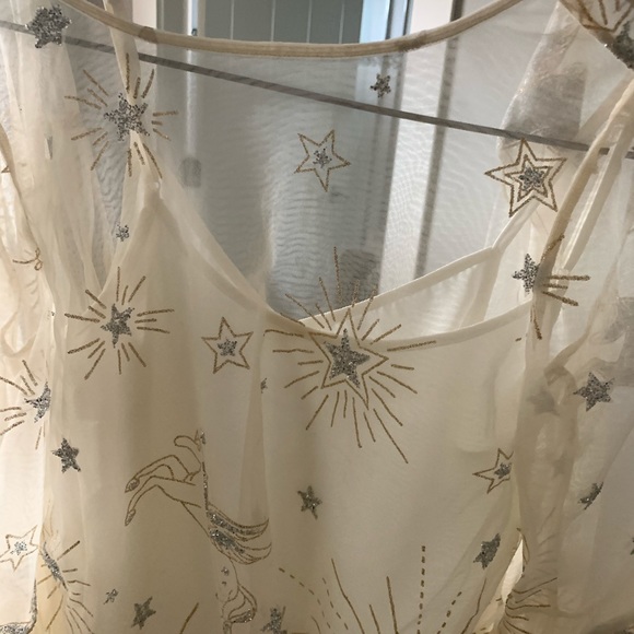 Two items set top - Picture 1 of 3